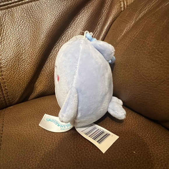 Squishmallows Samir the Whale 3.5” Clip! - Picture 3 of 6